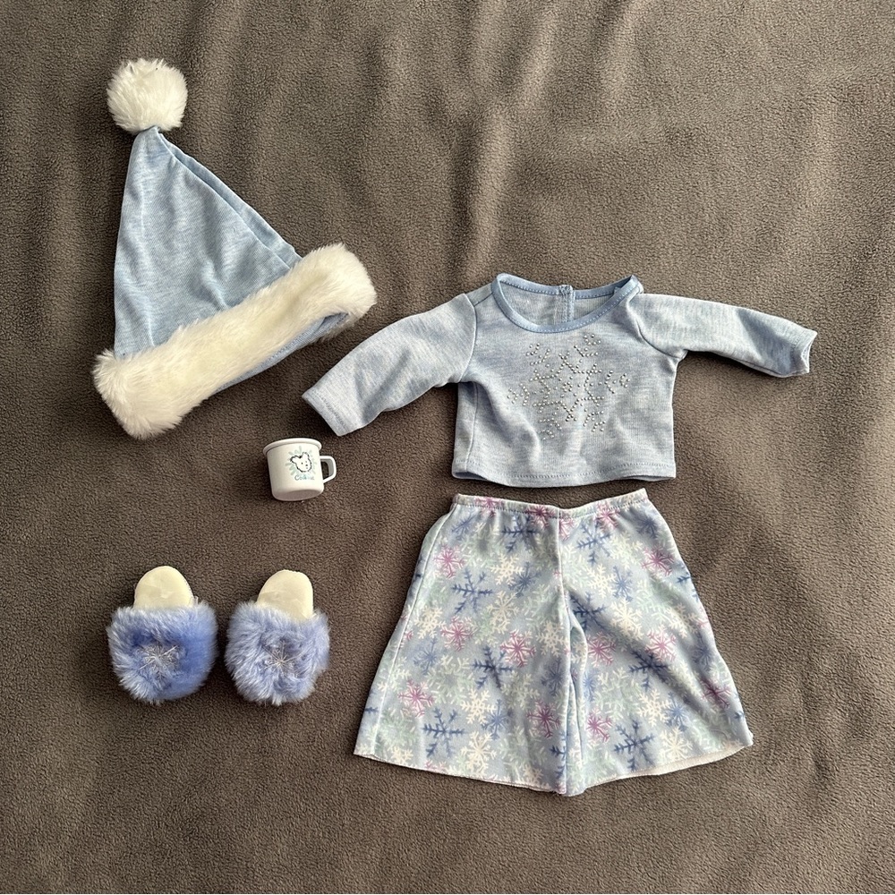 American Girl Let it Snow Sleep Set